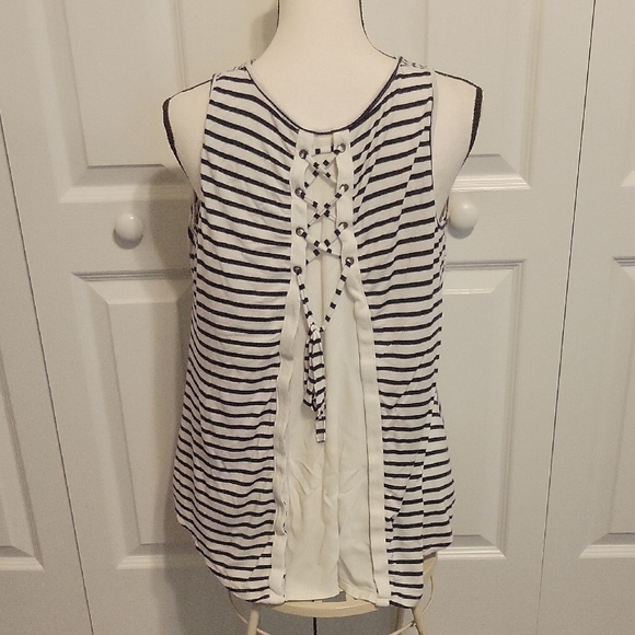Mossimo Tank Bundle 2 Grey Size Tank Large - Picture 2 of 4